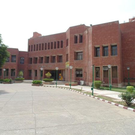 Auberge de jeunesse Ymca Greater Noida Programme Centre à Delhi  Extérieur photo